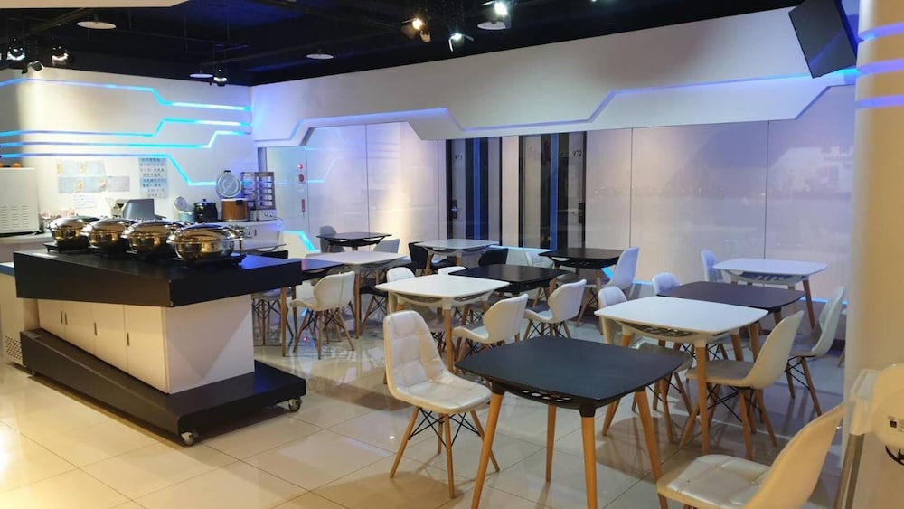 Galaxia Business Hotel 31/37