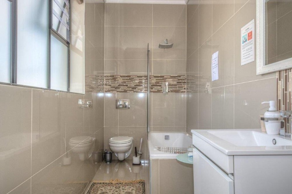Cashmere Suites 44/50