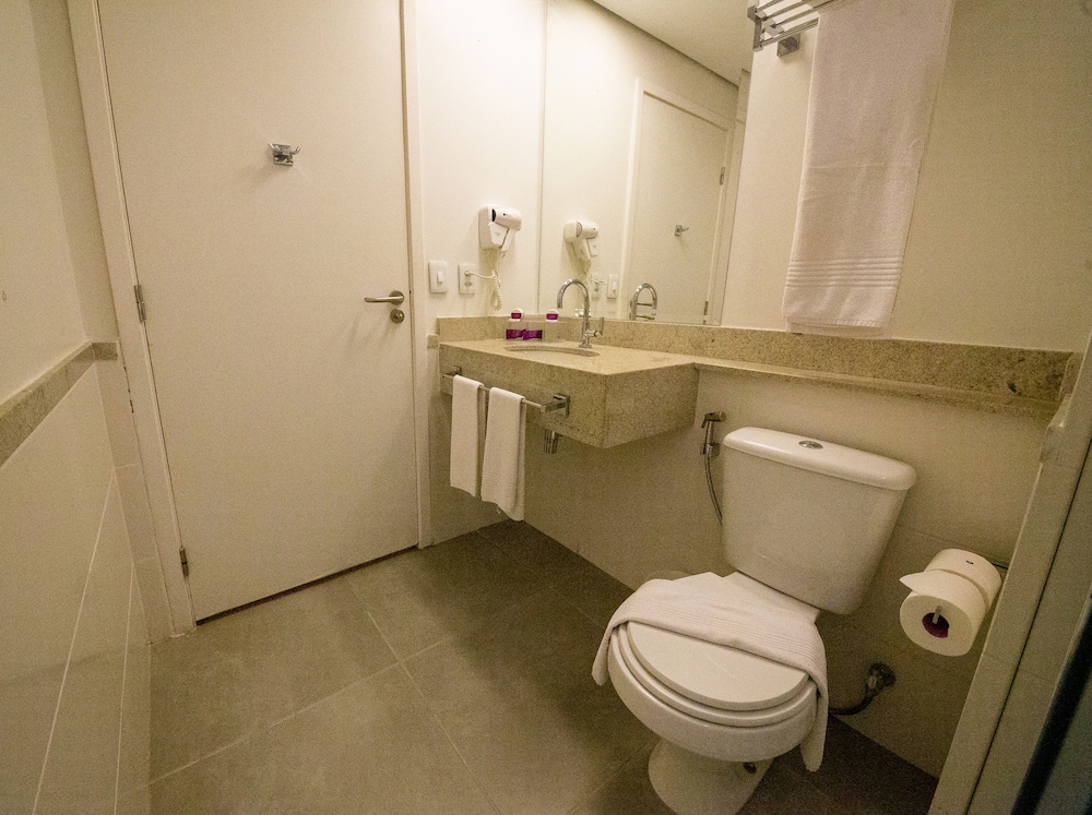 Leisure, King Bed، Diff Hotel 5/7