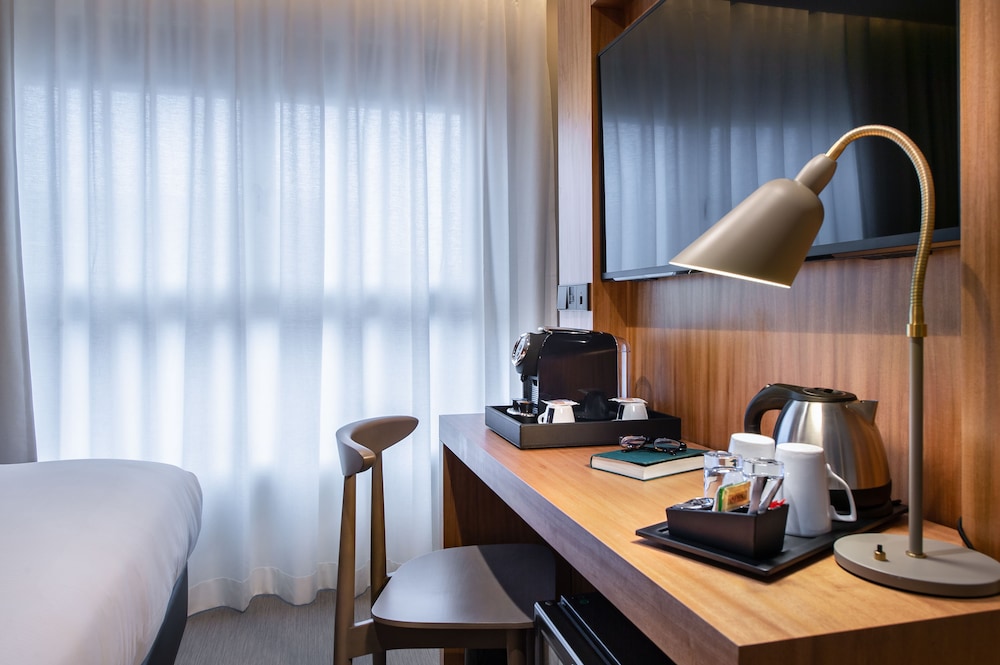 9hotel Paquis 42/50