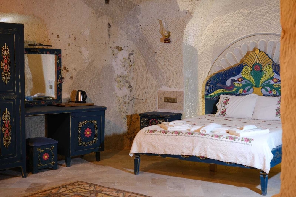 Nari Ask Cave Hotel 7/50