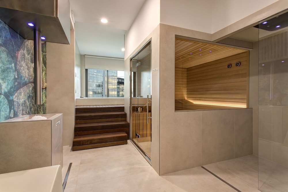 iQ Hotel Milano 25/50