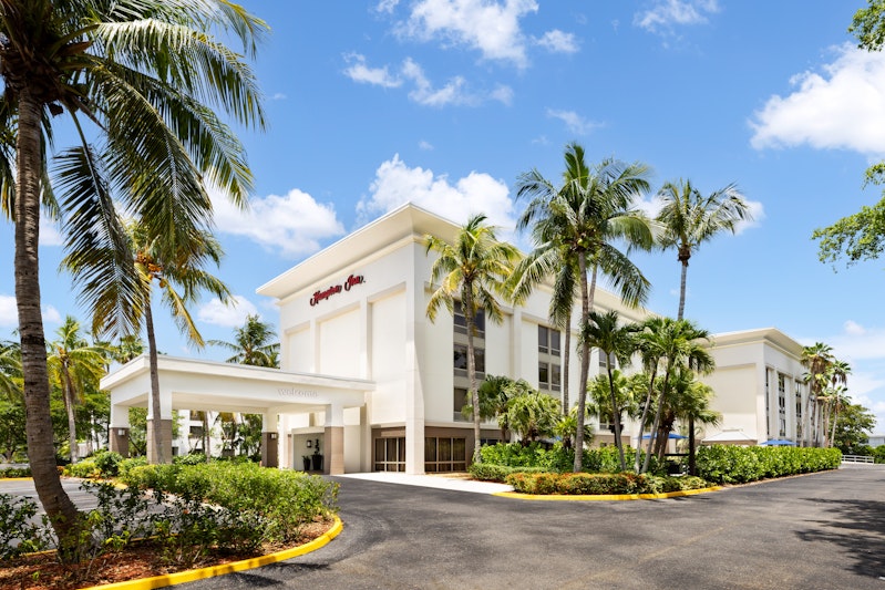 Hampton Inn Naples - Central 35/41