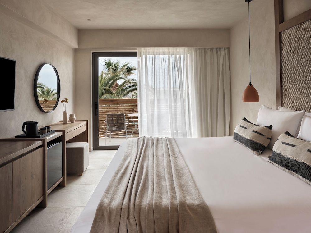 COMFORT, DOUBLE BED, BALCONY