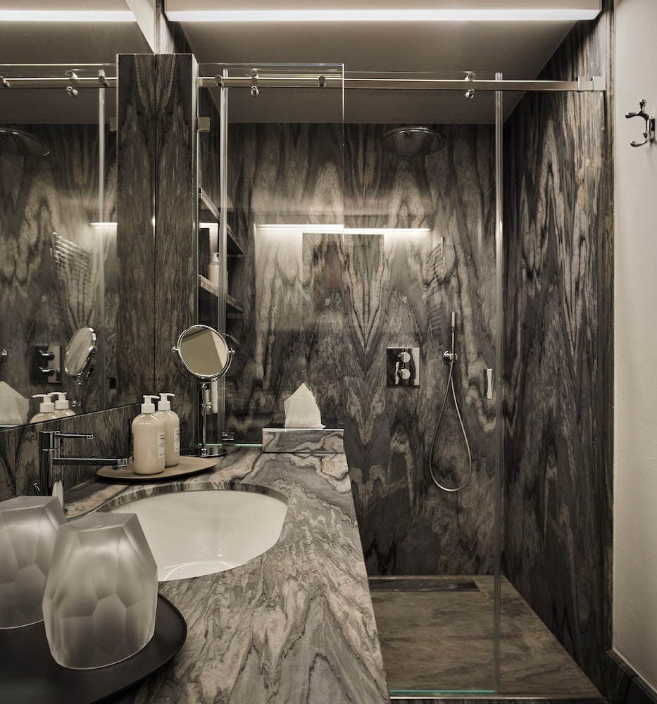 Palazzo delle Pietre Luxury Apartments 48/50