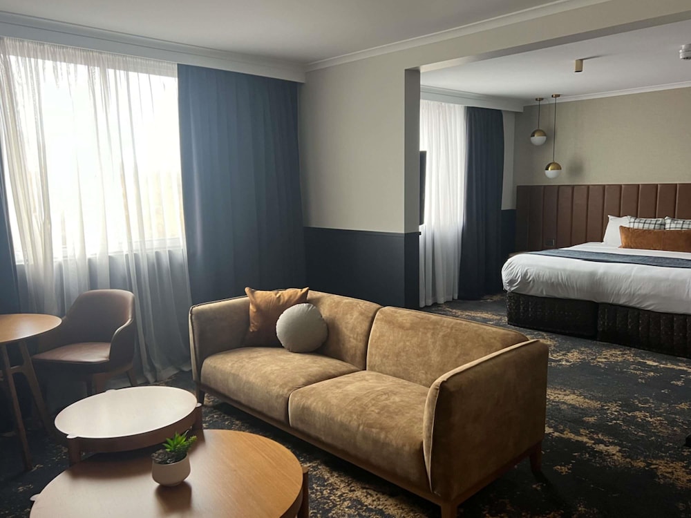 Mercure Albury 26/49