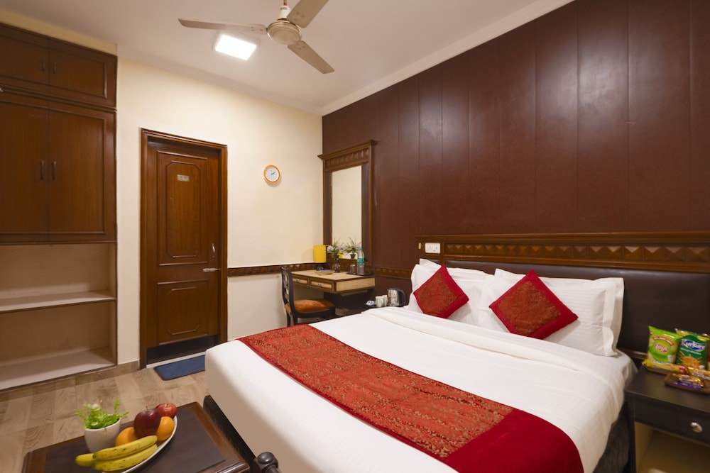 Amar Inn 29/57