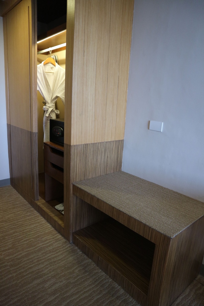 Garden Orchid Hotel 19/62