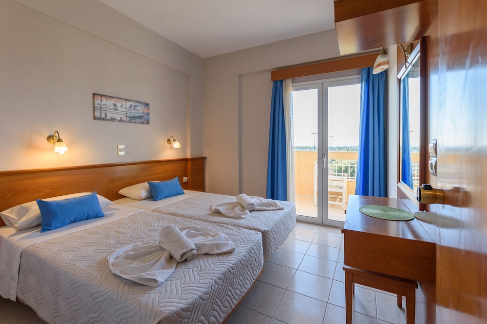 Danelis Studios & Apartments 20/55