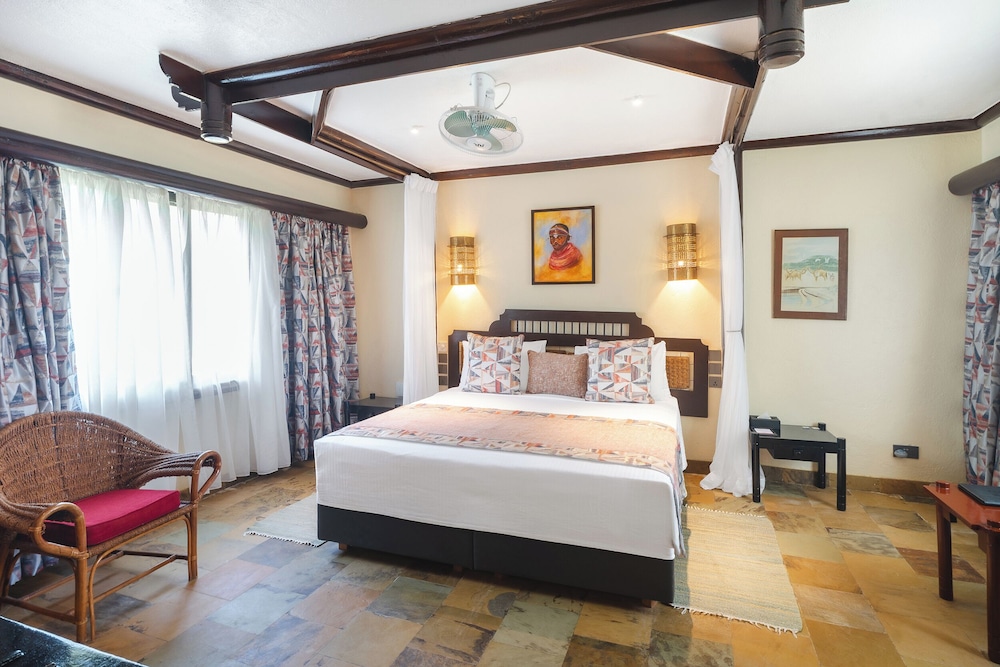 Sarova Shaba Game Lodge 18/63