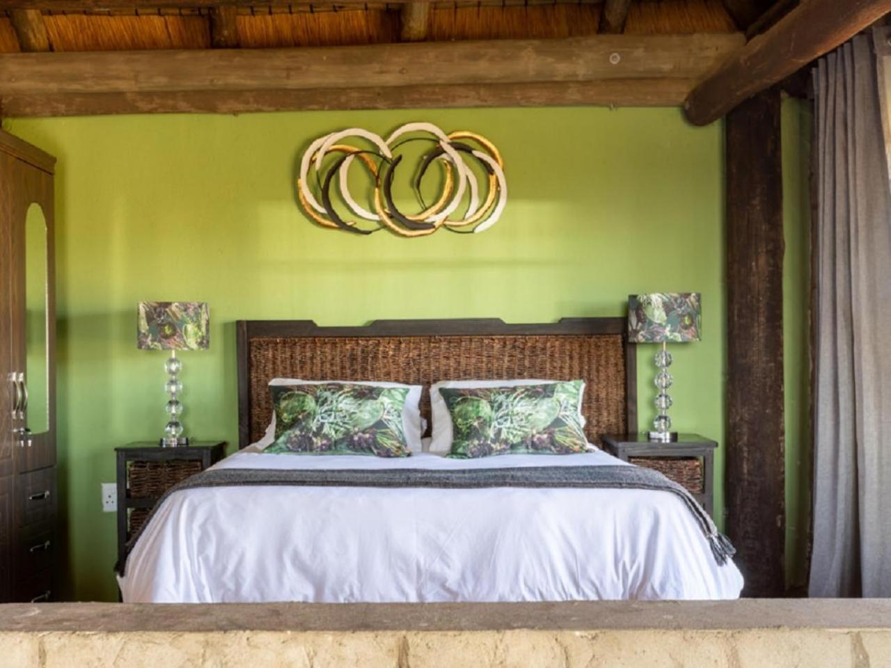 Linglela Lodge 6/37