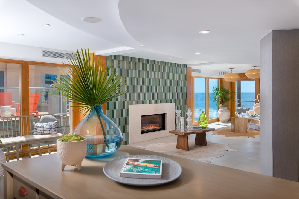 Beach Terrace Inn 64/86