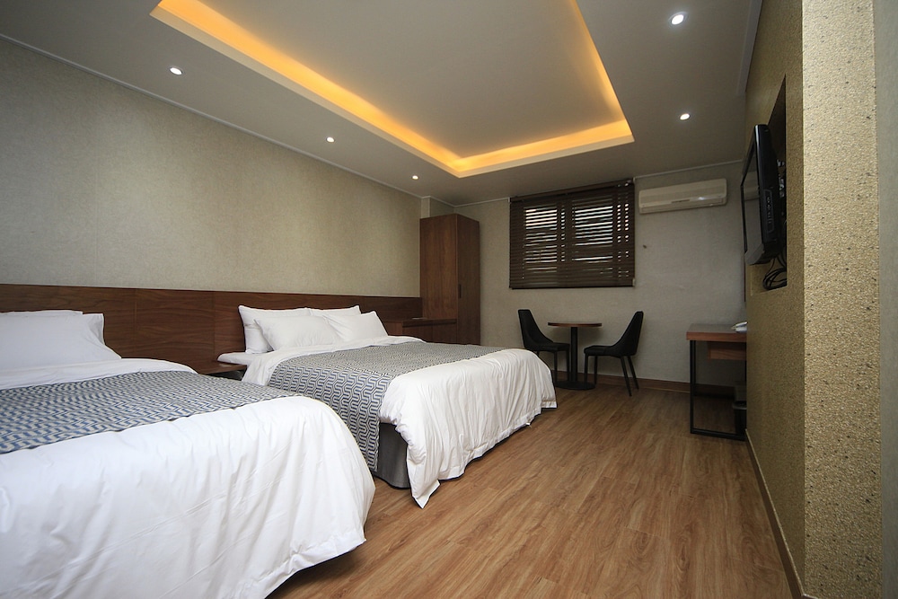 I-Check Hyunjin Hotel 14/67