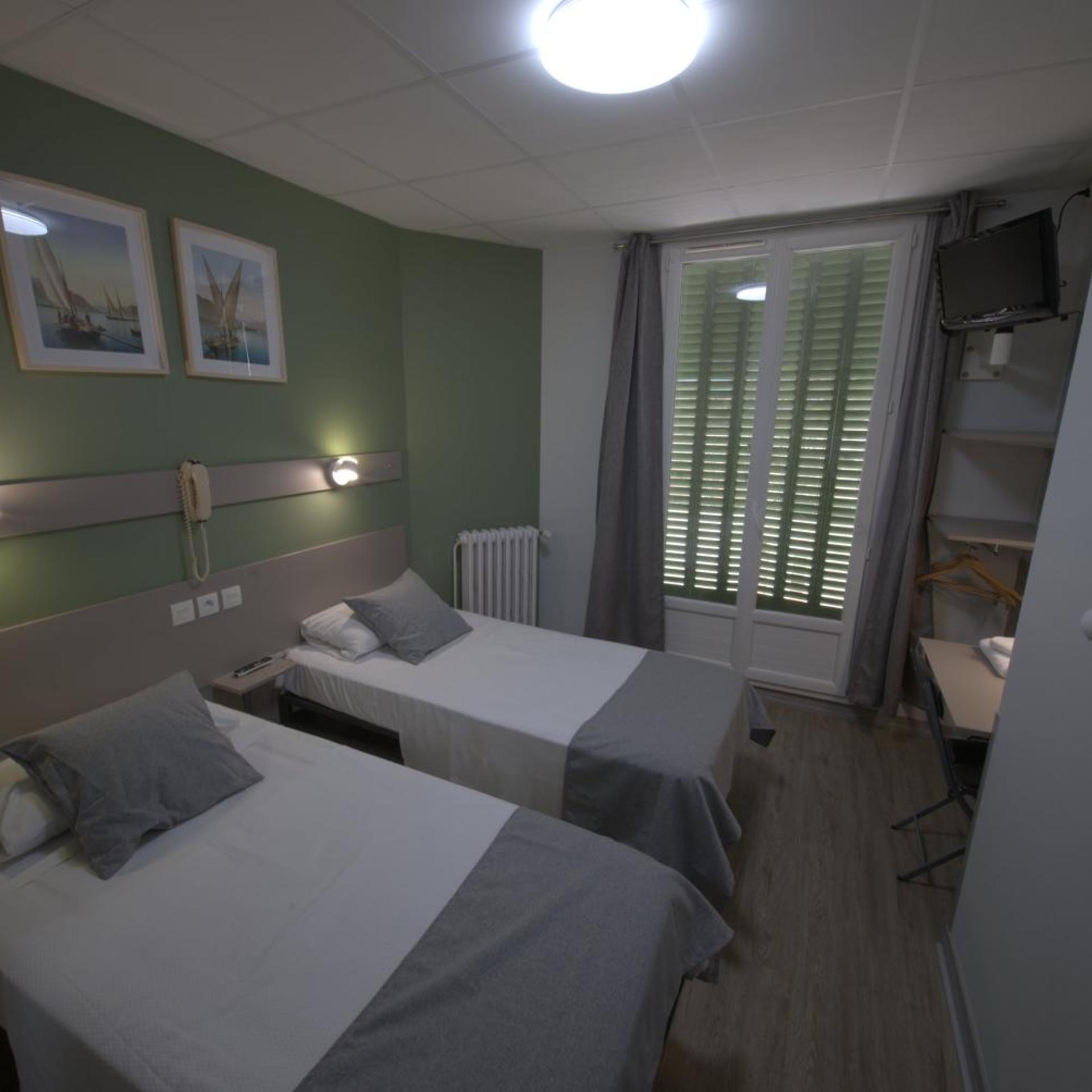 Hôtel Lux 14/55