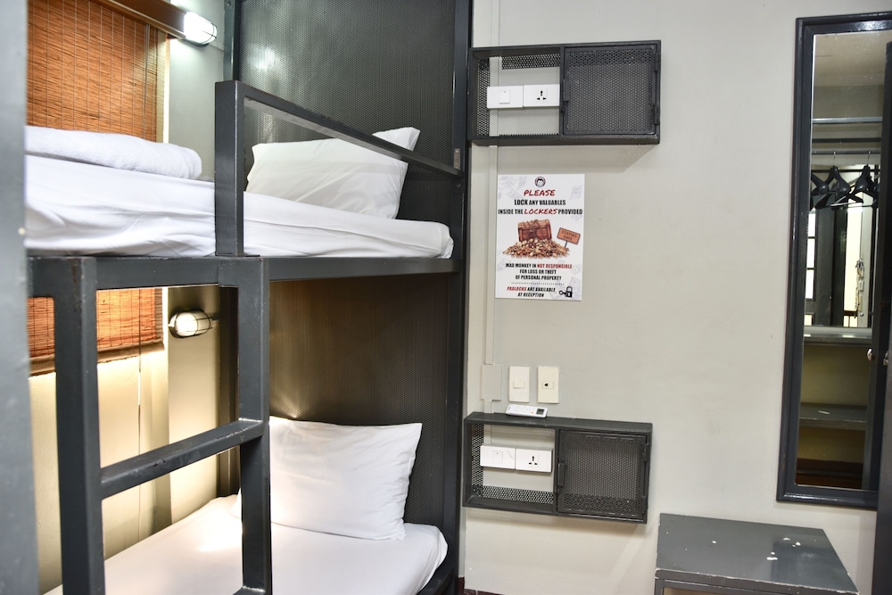 Bhiman Inn 18/51