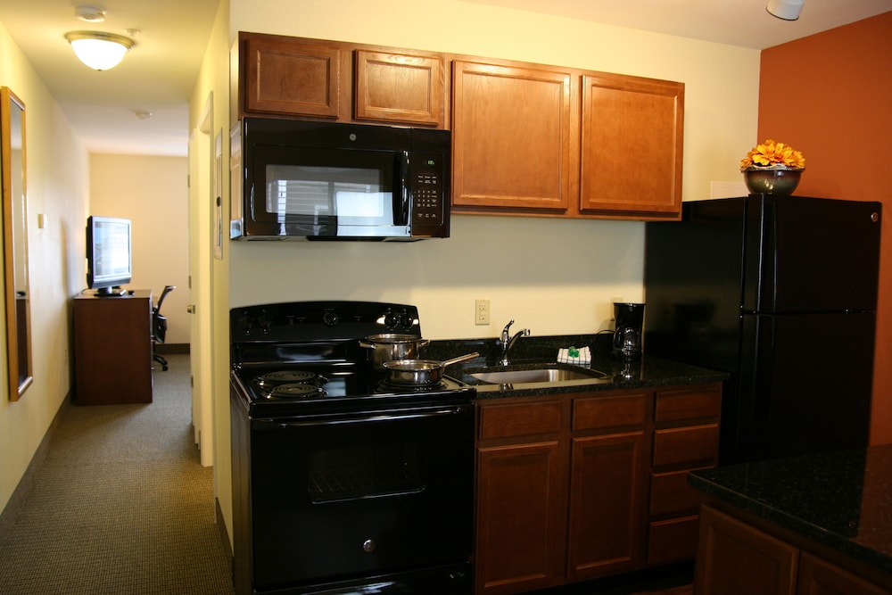 Affordable Suites Mooresville/Lake Norman 3/25