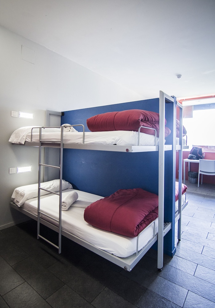 Centre Esplai Hostel 15/50