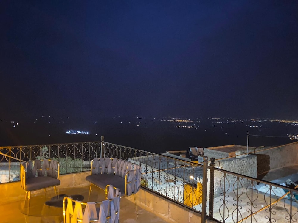 Antik Han Hotel 27/41