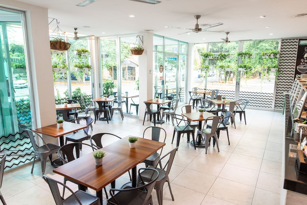 Soho Playa Hotel 50/64