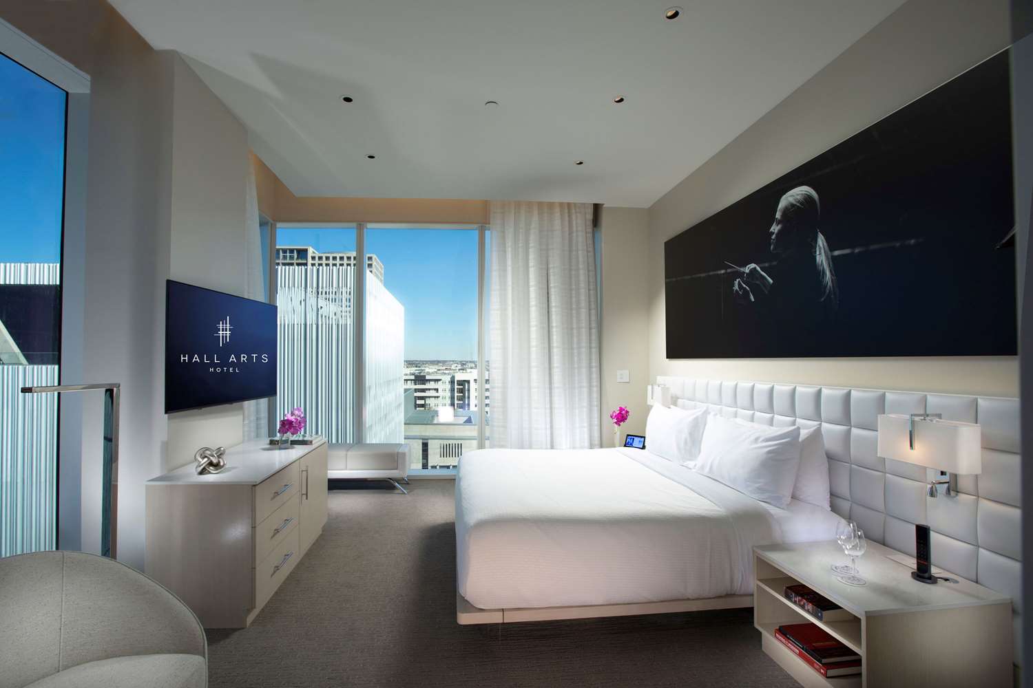 HALL Arts Hotel, Dallas, Autograph Collection 10/43