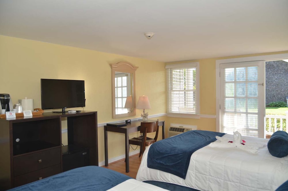 The Beachside At Nantucket 51/60