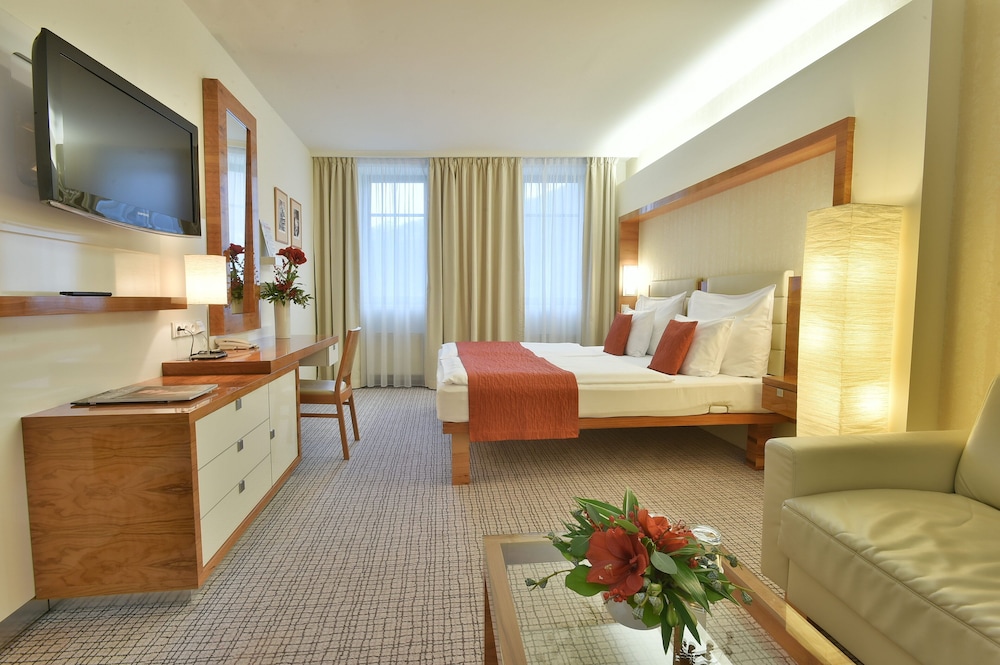 ST JOSEPH ROYAL REGENT SPA & WELLNESS 19/30