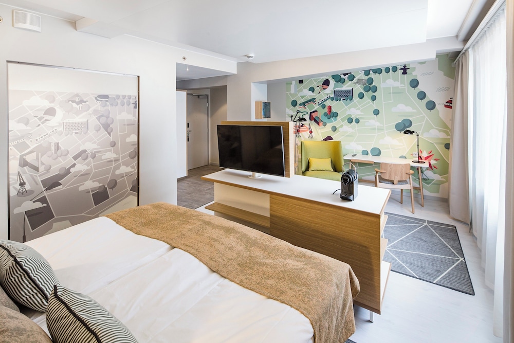 Premium, King Bed