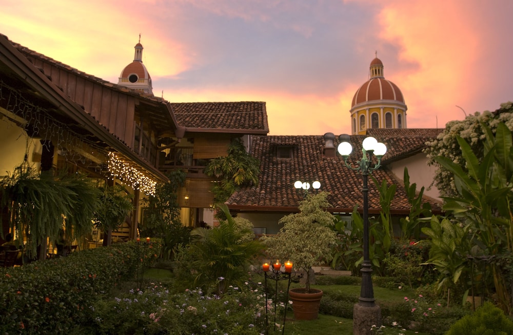 LA GRAN FRANCIA HOTEL AND RESTAURANT 20/48
