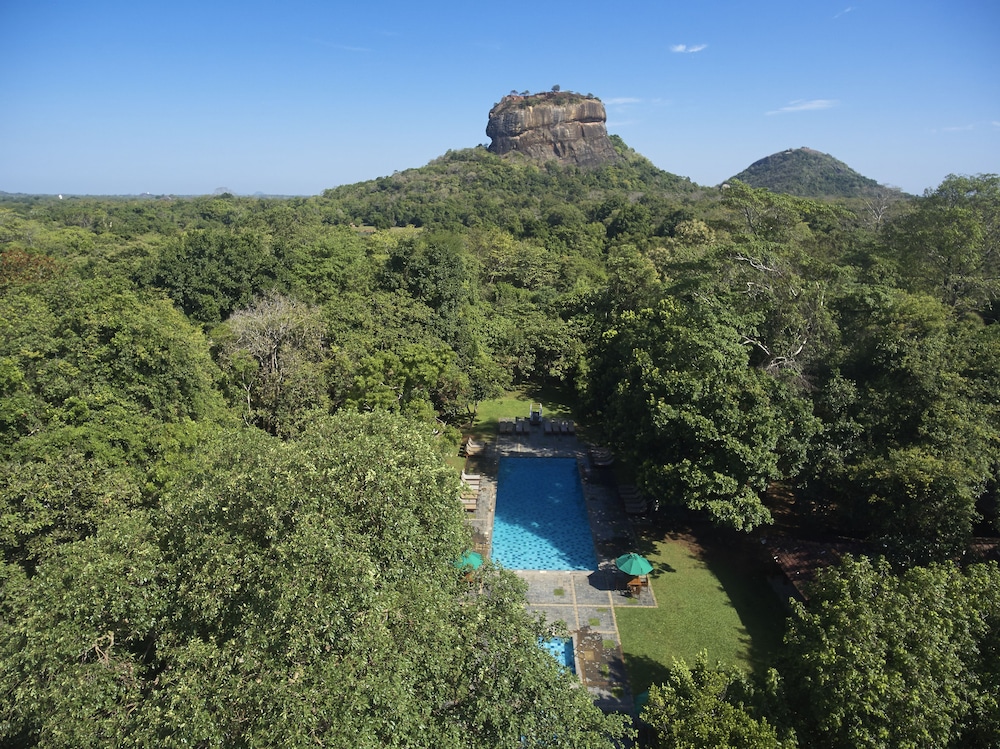 Hotel Sigiriya 52/64