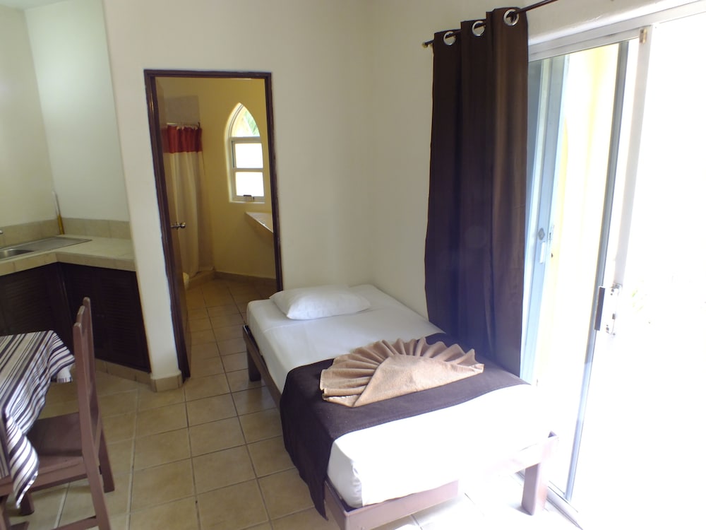 Sahara Hotel 12/71