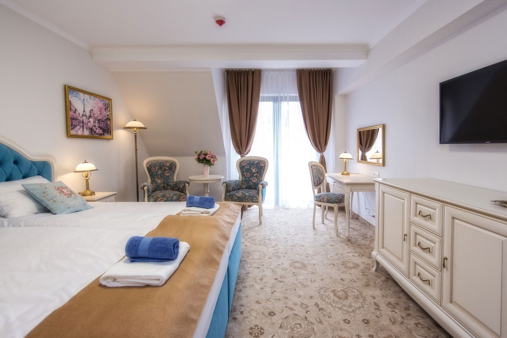 Hotel Paryski Art & Business 14/50