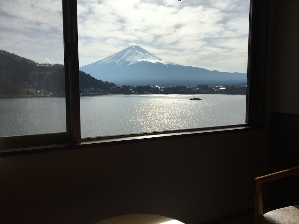 Tominoko Hotel 29/32