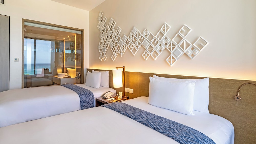 Crimson Resort & Spa Boracay 18/62