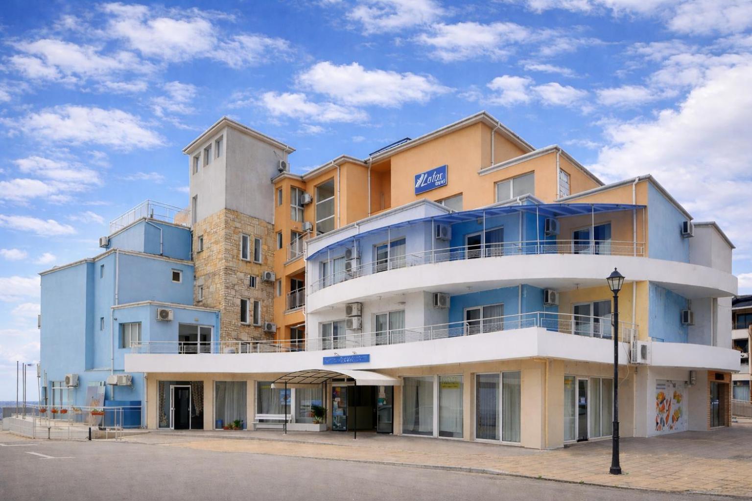 LOTOS HOTEL 6/61
