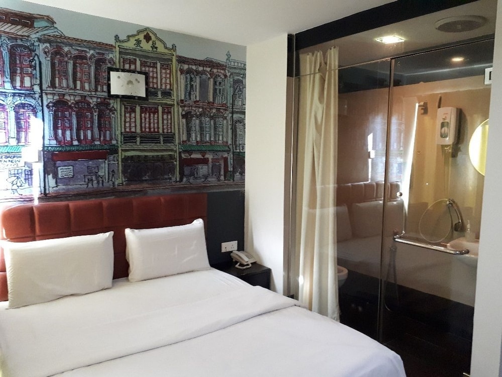 De Nice Inn 7/17