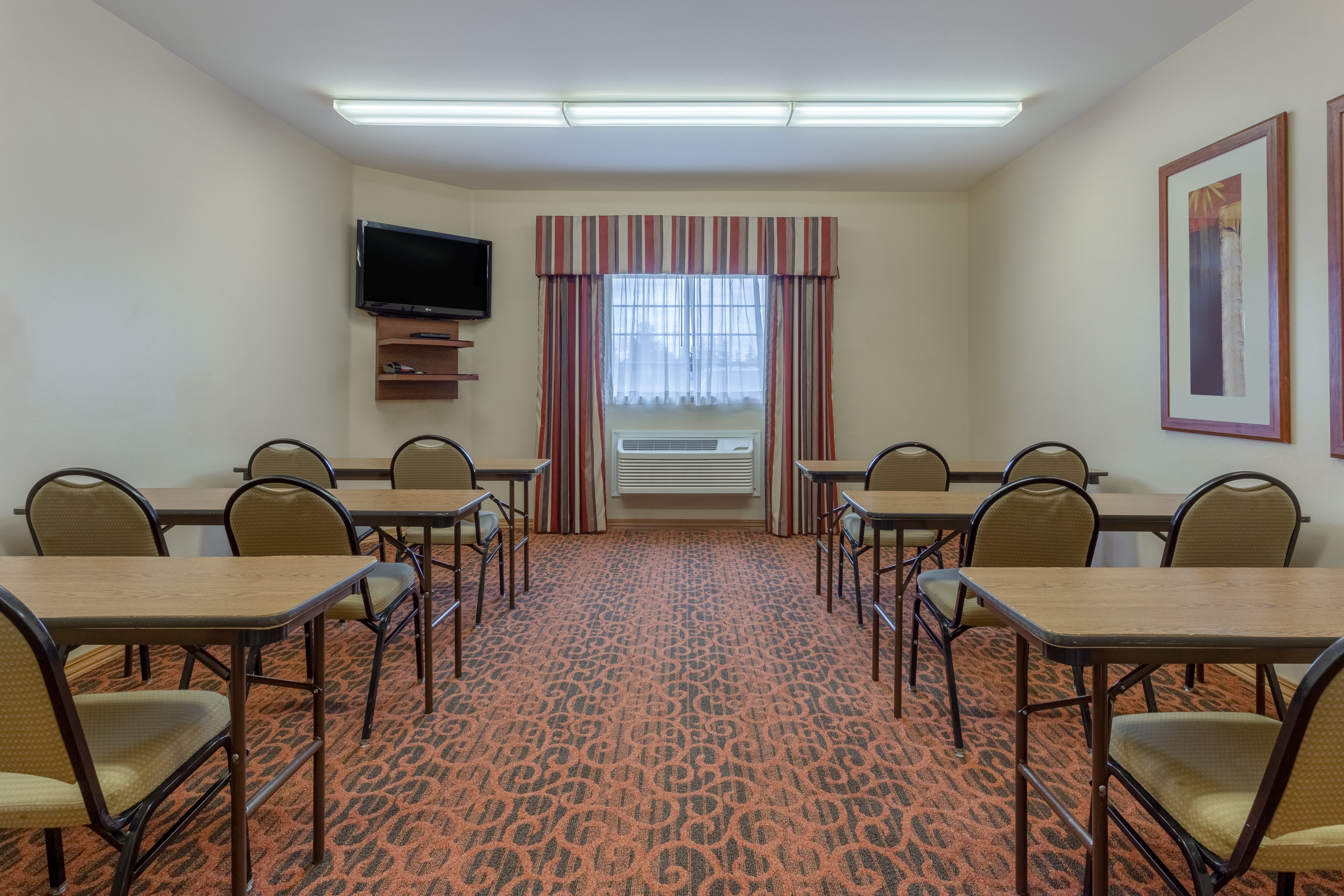 Candlewood Suites Minot 16/20