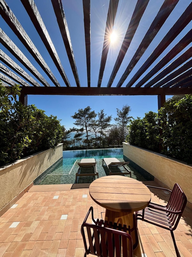 Punta Bermeja Premium Beach 8/33