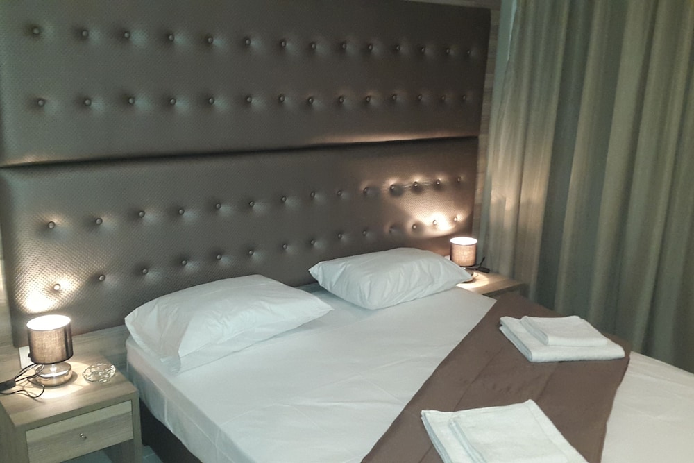 Rex Hotel 16/37