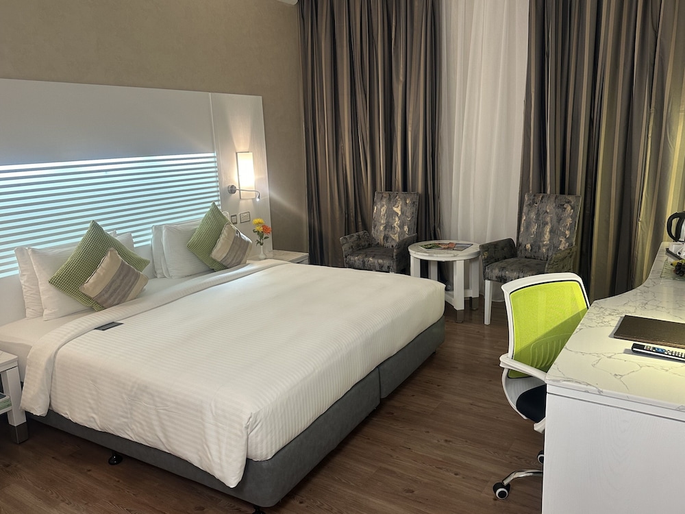 Prima, Executive, Suite, Double Bed، Holiday Villa Hotel and Residence City Centre Doha 2/4