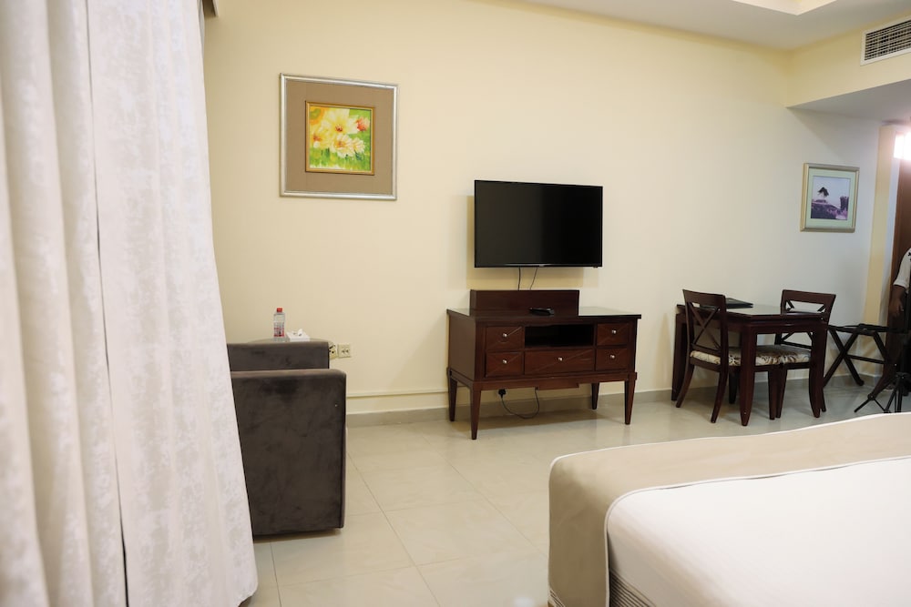 Clifton International Hotel 43/50