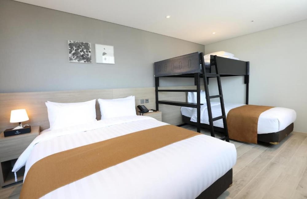 Gangneung City Hotel 35/61