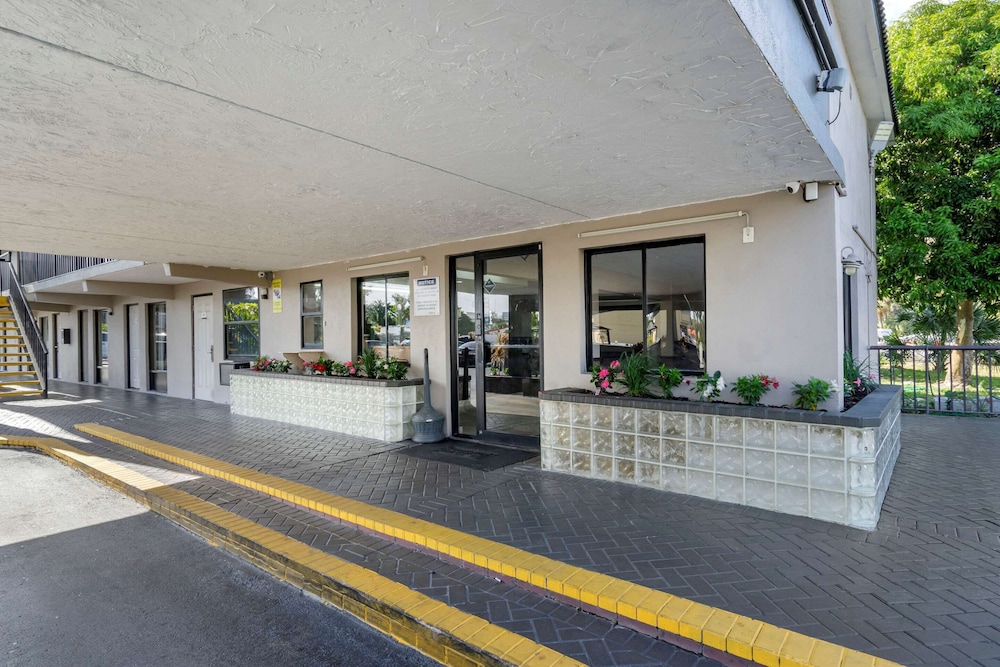 Rodeway Inn Clearwater-Dunedin 6/30
