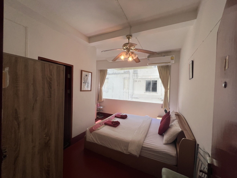 Aquarius Gay Guesthouse & Sauna 23/59