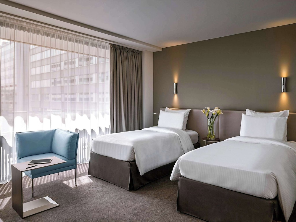 CLASSIC, TWIN BEDS, GARDEN VIEW