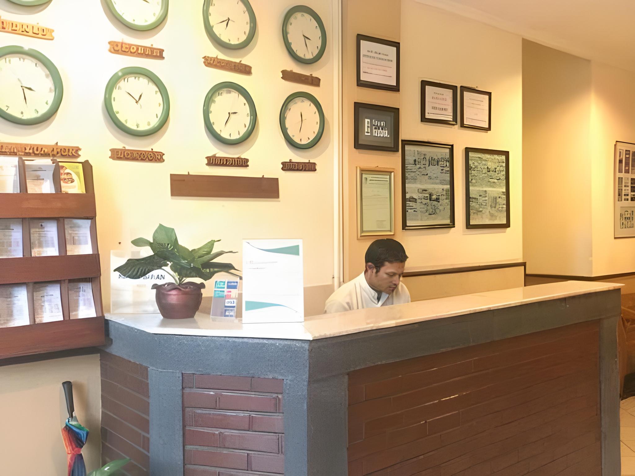 Hotel Augusta Bandung 7/18