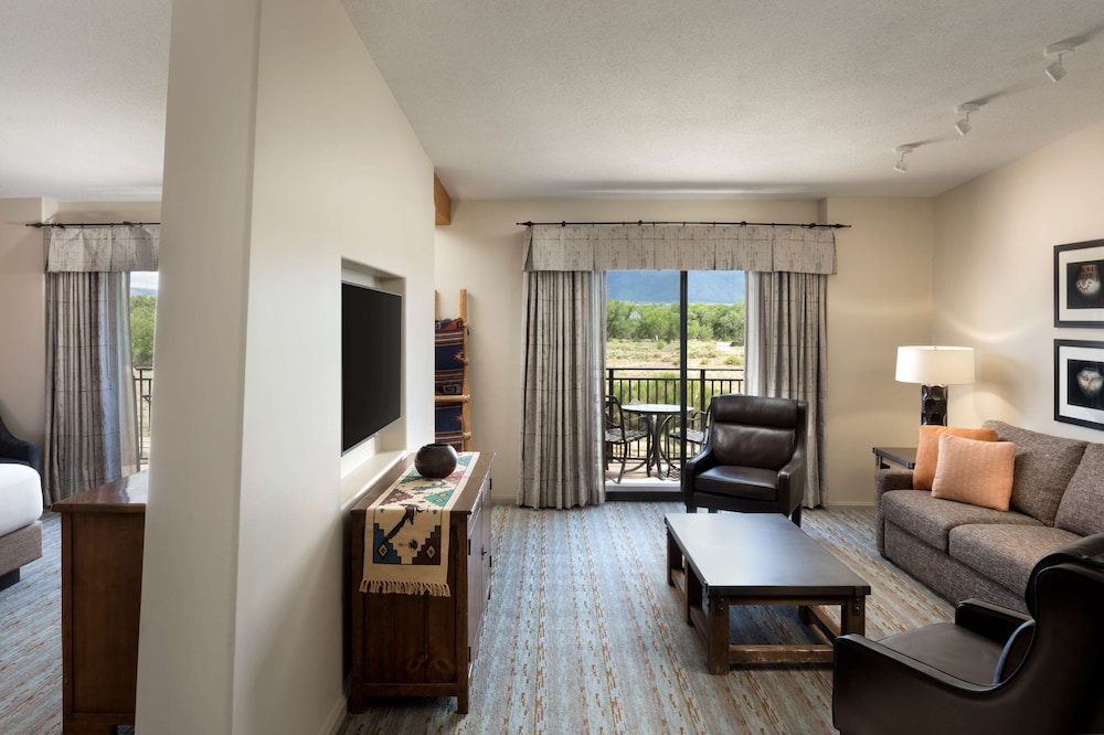 Hyatt Regency Tamaya Resort Spa 48/76