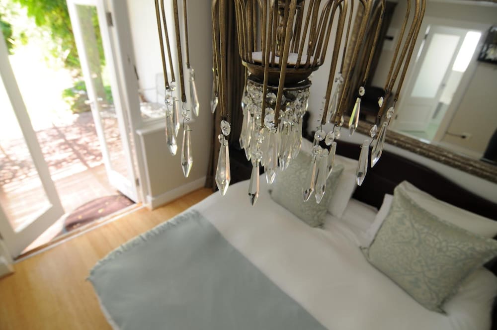 Abbey Manor Luxury Guesthouse 40/70