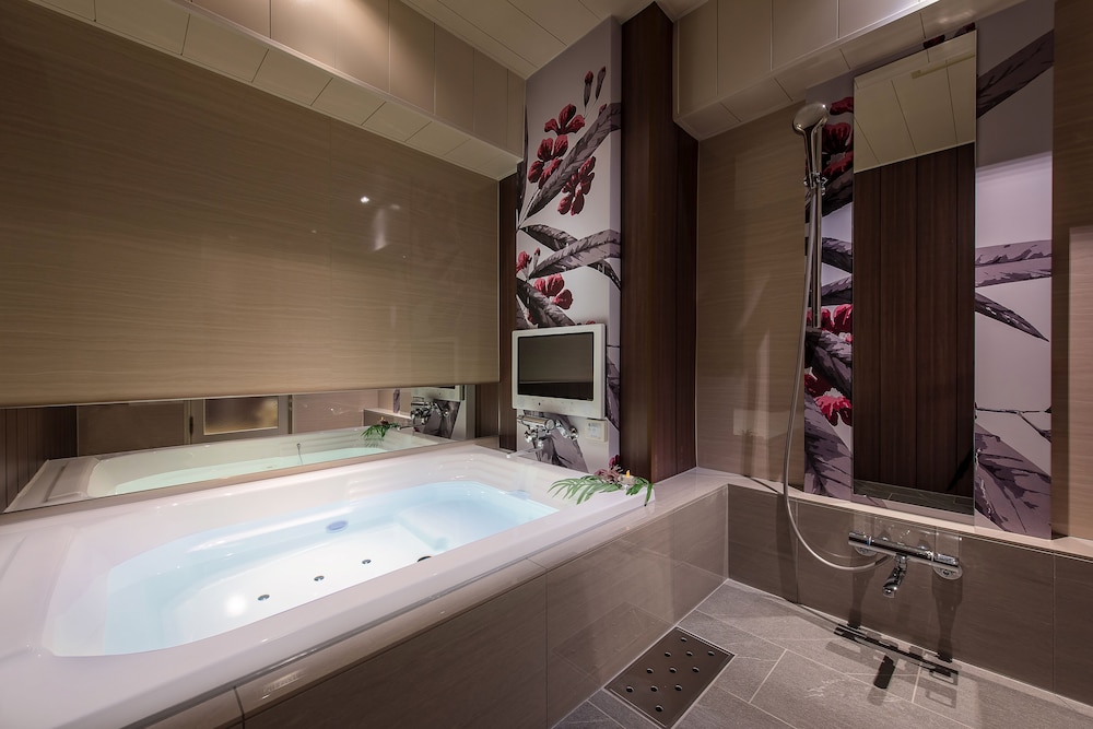 HOTEL ZEN - Adults Only 8/11