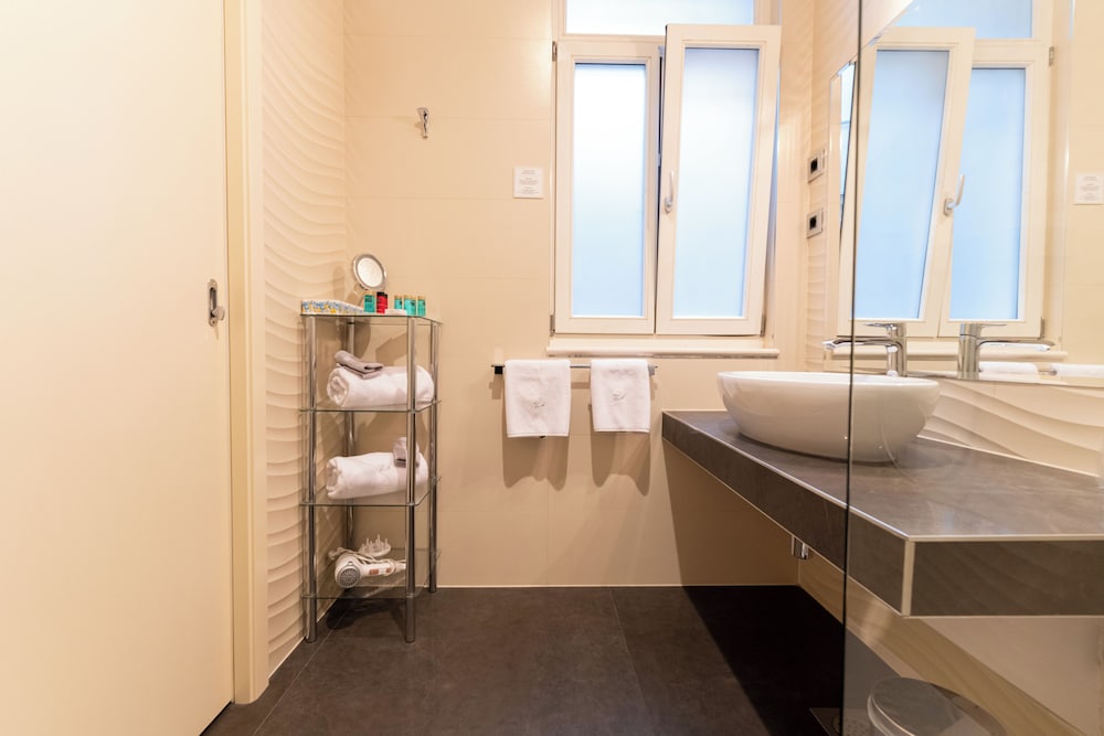 Heritage Hotel Antique Split 59/60