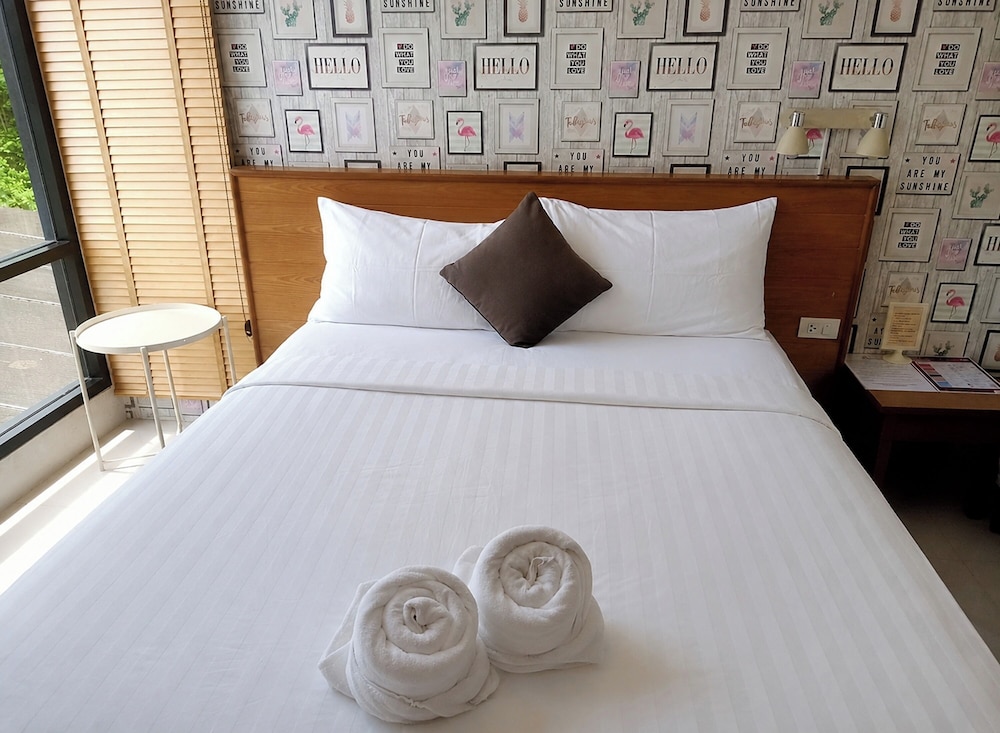 غرفة صغيرة بسرير كوين، Palmari Boutique Hotel 4/8